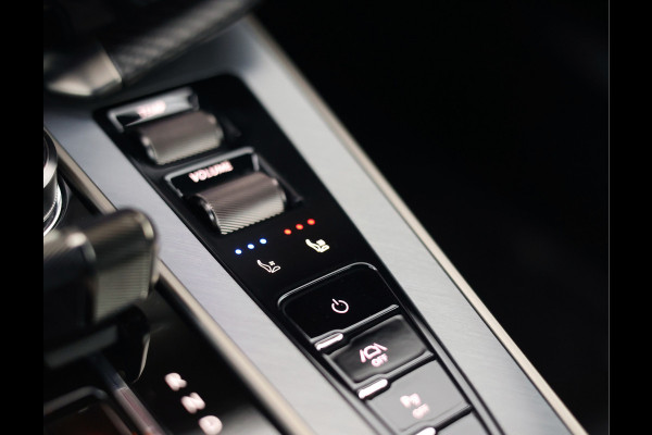 Aston Martin Vanquish 5.2 V12 Coupe | Q Epsilon Black - Nieuwstaat - B&W