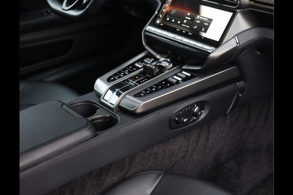 Aston Martin Vanquish 5.2 V12 Coupe | Q Epsilon Black - Nieuwstaat - B&W