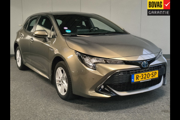 Toyota Corolla 1.8 Hybrid Active Rijklaar + 12 maanden Bovag-garantie Henk Jongen Auto's in Helmond,  al 50 jaar service zoals 't hoort!