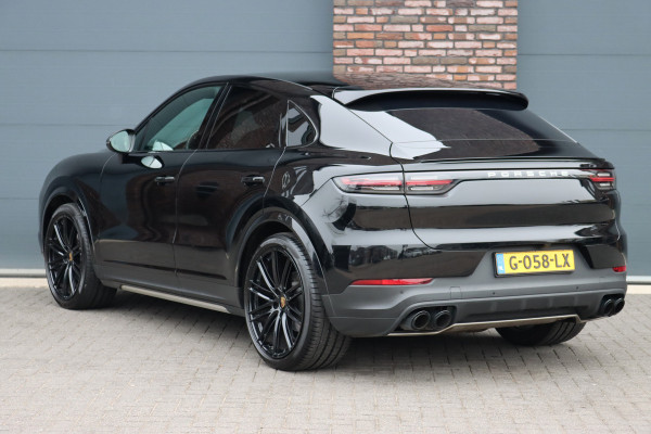 Porsche Cayenne Coupé 3.0 Aut8 | Luchtvering | Panoramadak | BOSE | Trekhaak | Leder | Memory | Stoelverwarming V+A | PDLS | Sport-Chrono-pakket | Soft-Close | Verwarmd Stuurwiel |