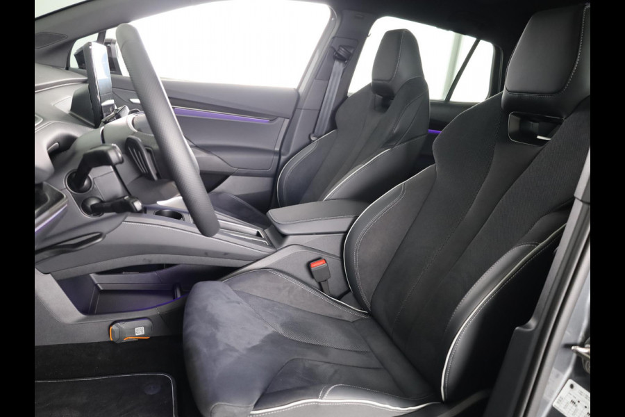 Škoda Enyaq 85 Sportline 286pk | Panoramadak | Adaptive Cruise | Blind Spot | Stoelverwarming | Camera