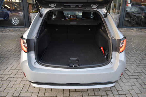 Toyota Corolla Touring Sports 1.8 Hybrid Dynamic | CAMERA | STOELVERWARMING | APPLE CARPLAY | ANDROID AUTO | NAP | ADAPT. CRUISE
