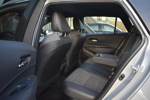 Toyota Corolla Touring Sports 1.8 Hybrid Dynamic | CAMERA | STOELVERWARMING | APPLE CARPLAY | ANDROID AUTO | NAP | ADAPT. CRUISE