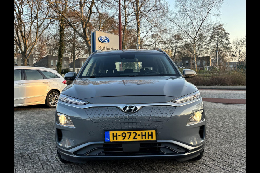 Hyundai Kona EV Comfort 64 kWh 204pk SOH 95% Adaptieve Cruise | Krell Audio | Achteruitrijcamera | Navigatie