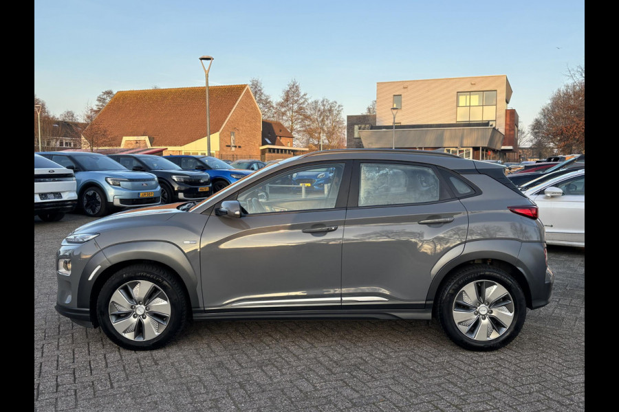 Hyundai Kona EV Comfort 64 kWh 204pk SOH 95% Adaptieve Cruise | Krell Audio | Achteruitrijcamera | Navigatie