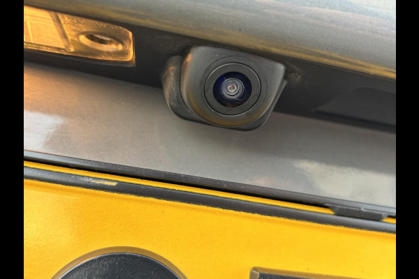 Hyundai Kona EV Comfort 64 kWh 204pk SOH 95% Adaptieve Cruise | Krell Audio | Achteruitrijcamera | Navigatie