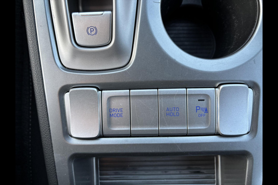 Hyundai Kona EV Comfort 64 kWh 204pk SOH 95% Adaptieve Cruise | Krell Audio | Achteruitrijcamera | Navigatie