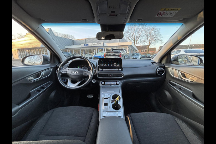Hyundai Kona EV Comfort 64 kWh 204pk SOH 95% Adaptieve Cruise | Krell Audio | Achteruitrijcamera | Navigatie