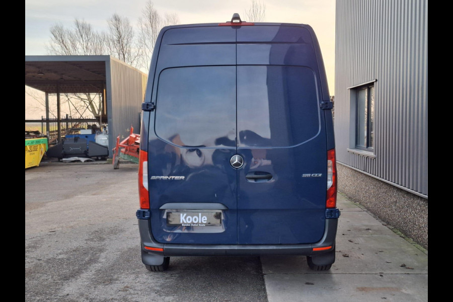 Mercedes-Benz Sprinter 311 CDI GB L2 FWD Functional 3.5T / AIRCO / CAMERA / 3 ZITS / DEALER ONDERHOUDEN / NAVI