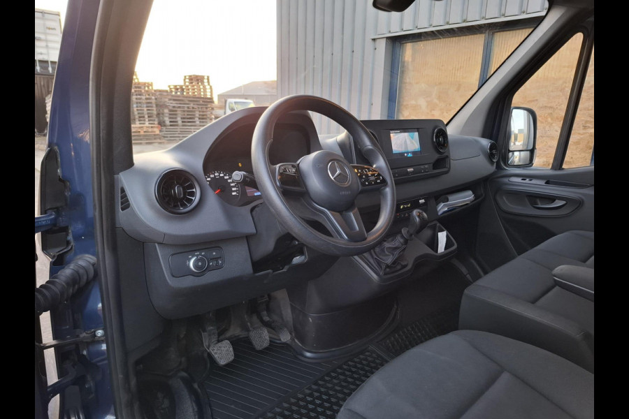 Mercedes-Benz Sprinter 311 CDI GB L2 FWD Functional 3.5T / AIRCO / CAMERA / 3 ZITS / DEALER ONDERHOUDEN / NAVI