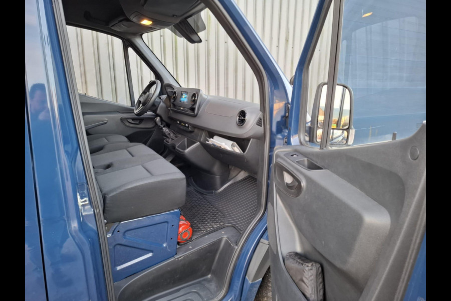 Mercedes-Benz Sprinter 311 CDI GB L2 FWD Functional 3.5T / AIRCO / CAMERA / 3 ZITS / DEALER ONDERHOUDEN / NAVI