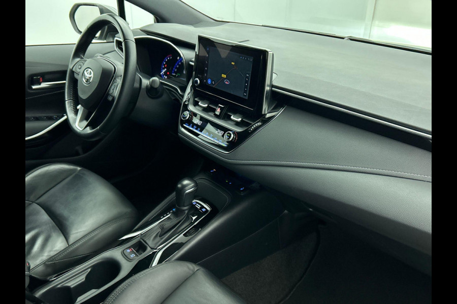 Toyota Corolla Touring Sports 1.8 Hybrid Business Plus Volledig Leder Airco ECC Navi Carplay PDC VA + Camera Adaptive Cruise Control Full LED 17" Velgen NL Auto 1e Eig. Dealer onderhouden