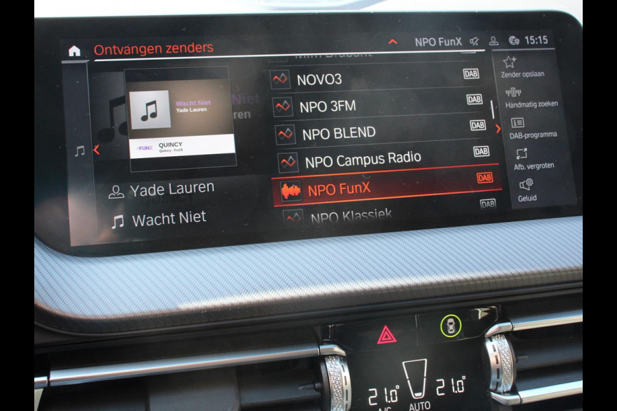 BMW 1-serie 118i Automaat High Executive | Navigatie | Apple Carplay/Android Auto | Parkeersensoren | Virtual Cockpit | Stoelverwarming | Cruise Control | Ledverlichting | Sfeerverlichting | Getinte ramen | Climate Control