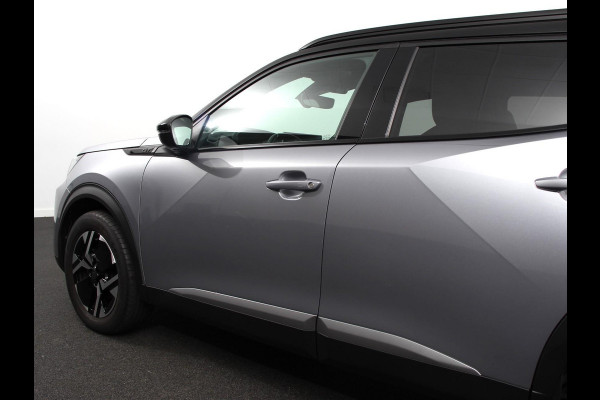 Peugeot 2008 1.2 PureTech 130 GT Automaat Clima Control Camera Achter Navigatie d.m.v. Apple Carplay / Android auto Velgen 17 inch