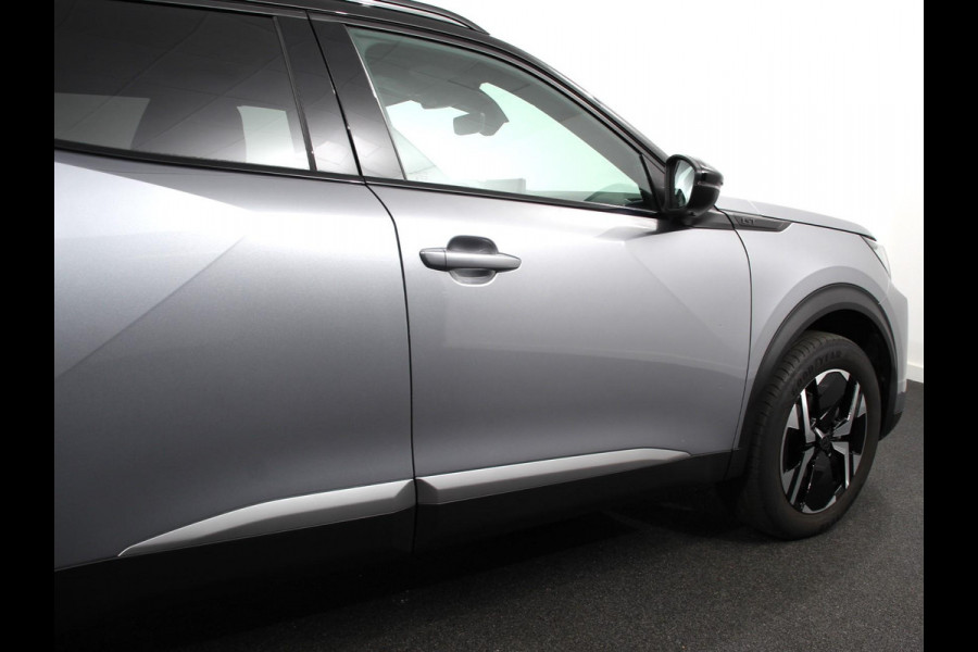 Peugeot 2008 1.2 PureTech 130 GT Automaat Clima Control Camera Achter Navigatie d.m.v. Apple Carplay / Android auto Velgen 17 inch