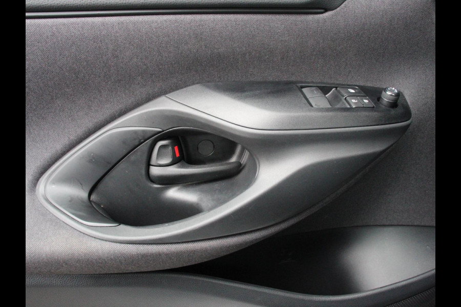 Mazda 2 Hybrid 1.5 Automaat Prime-line | Airco | Adaptieve cruise control | Achteruitrijcamera | Lane assist | Radio | Navigatie | Apple Carplay/ Android auto