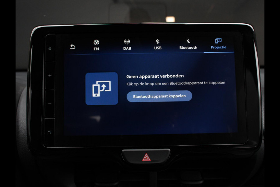 Mazda 2 Hybrid 1.5 Automaat Prime-line | Airco | Adaptieve cruise control | Achteruitrijcamera | Lane assist | Radio | Navigatie | Apple Carplay/ Android auto