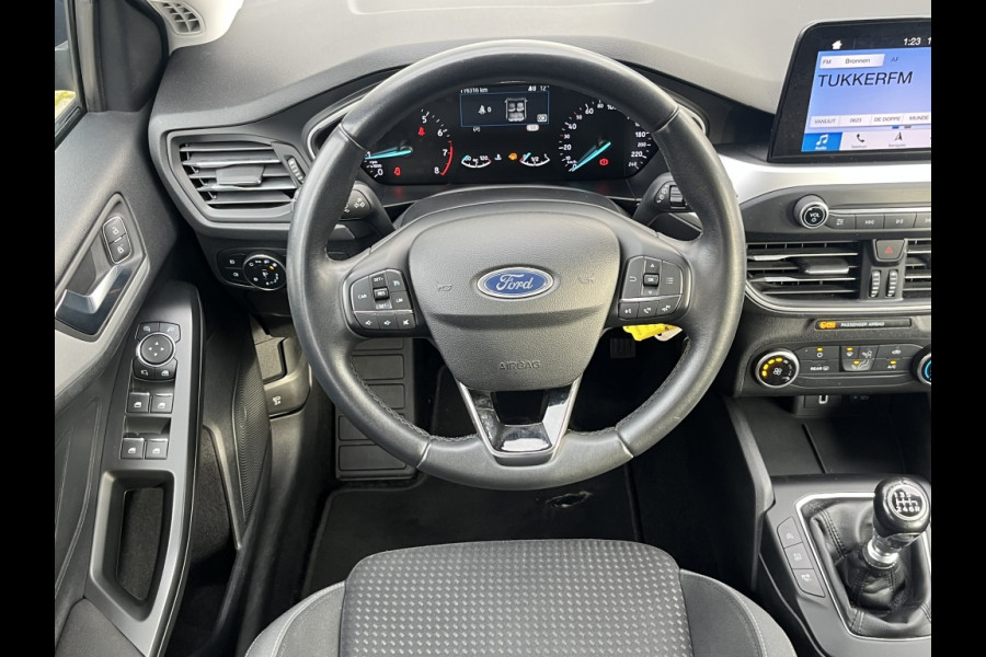 Ford FOCUS Wagon 1.0 EcoB. Tr Ed. bns, cruise, navigatie