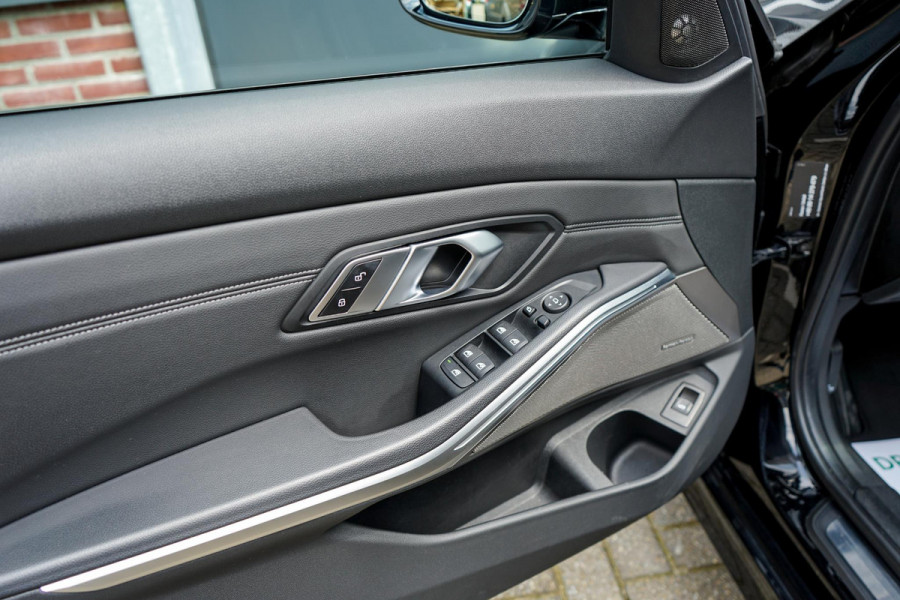 BMW 3 Serie Touring 320d High Executive