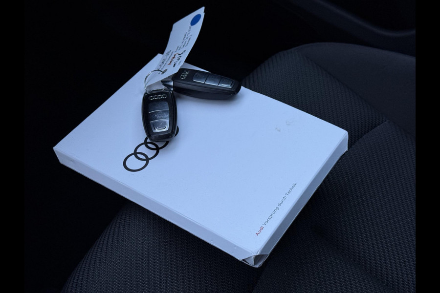 Audi e-tron Sportback 55 Aut. Quattro Bus Edition 95kWh | Trekhaak| Navi | LED |