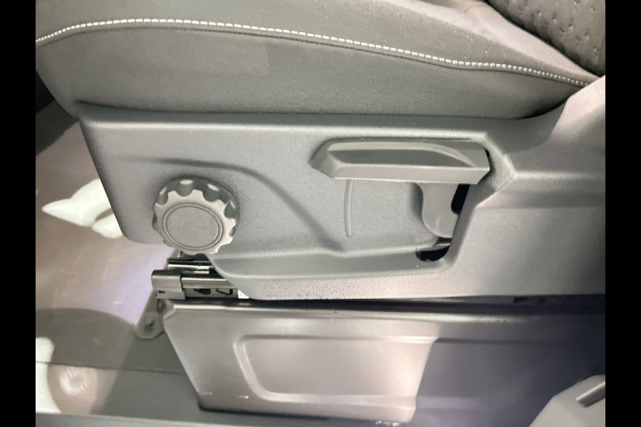 Ford E-Transit Custom 340 L2H1 Limited 71 kWh 218PK Camera | Navi | Trekhaak | 2x Schuifdeur | Nieuw! Wordt verwacht