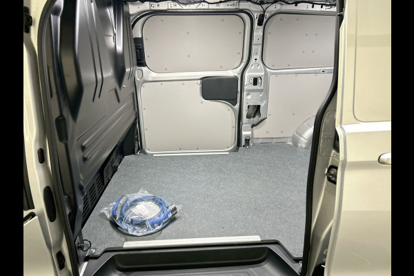 Ford E-Transit Custom 340 L2H1 Limited 71 kWh 218PK Camera | Navi | Trekhaak | 2x Schuifdeur | Nieuw! Wordt verwacht