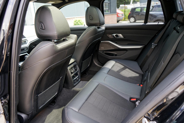 BMW 3 Serie Touring 320d High Executive