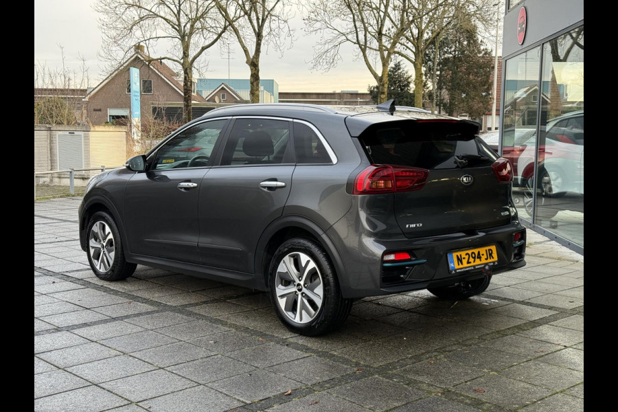Kia e-Niro Aut. ExecutiveLine 64kWh | Trekhaak | Panorama | Navi | Camera |