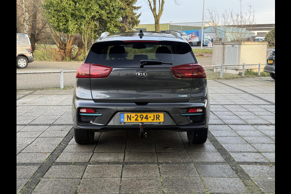 Kia e-Niro Aut. ExecutiveLine 64kWh | Trekhaak | Panorama | Navi | Camera |