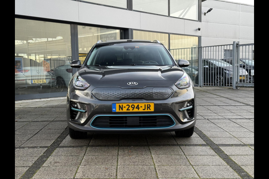 Kia e-Niro Aut. ExecutiveLine 64kWh | Trekhaak | Panorama | Navi | Camera |