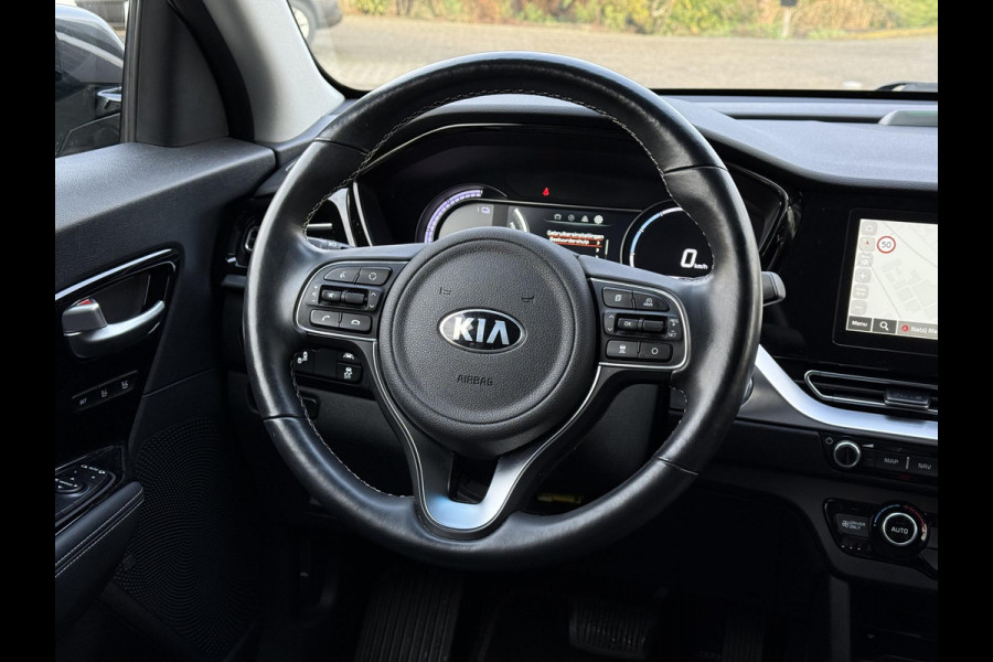 Kia e-Niro Aut. ExecutiveLine 64kWh | Trekhaak | Panorama | Navi | Camera |