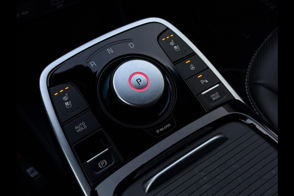 Kia e-Niro Aut. ExecutiveLine 64kWh | Trekhaak | Panorama | Navi | Camera |