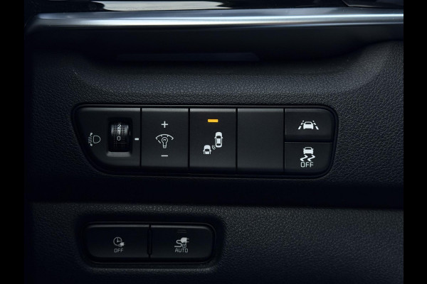 Kia e-Niro Aut. ExecutiveLine 64kWh | Trekhaak | Panorama | Navi | Camera |