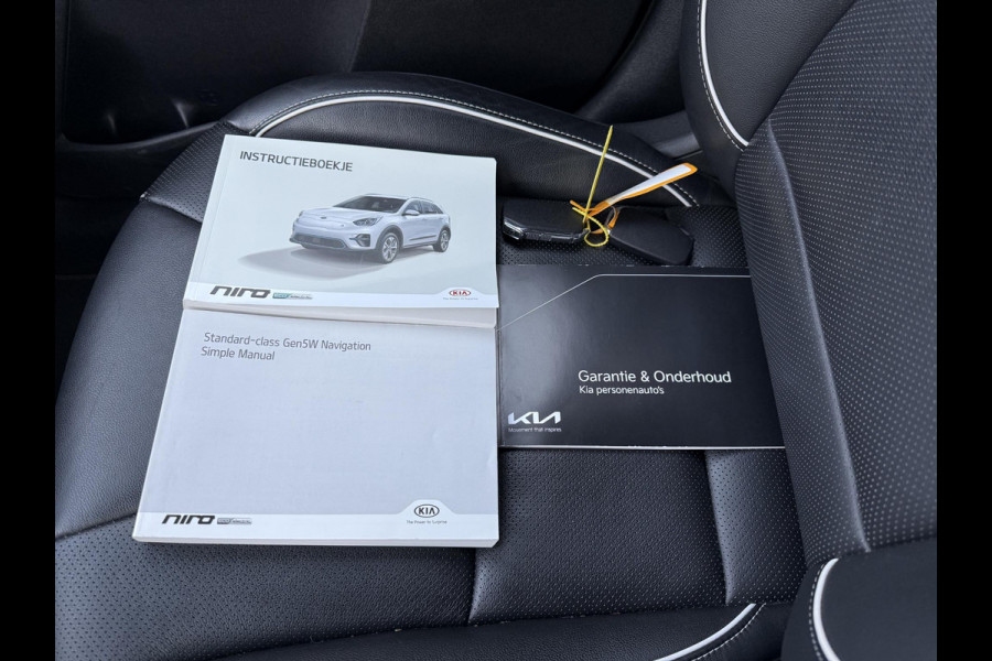 Kia e-Niro Aut. ExecutiveLine 64kWh | Trekhaak | Panorama | Navi | Camera |