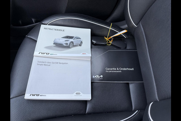 Kia e-Niro Aut. ExecutiveLine 64kWh | Trekhaak | Panorama | Navi | Camera |
