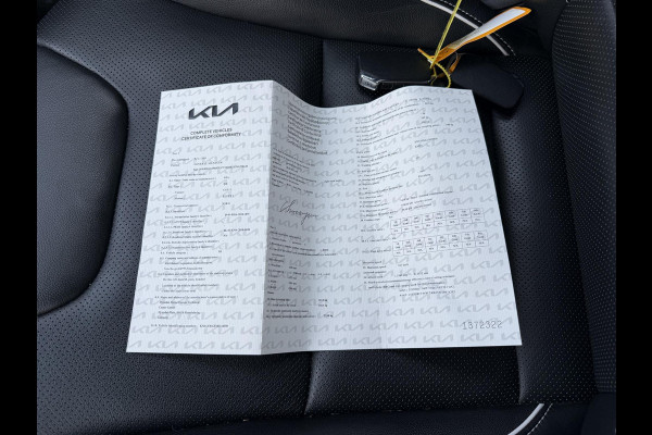 Kia e-Niro Aut. ExecutiveLine 64kWh | Trekhaak | Panorama | Navi | Camera |