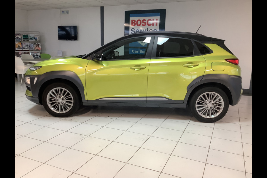 Hyundai Kona 1.0T Fashion met trekhaak en dealer onderhouden
