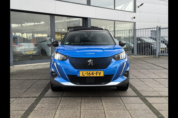 Peugeot e-2008 EV GT Pack 50 kWh | 3D Cockpit | Camera | Panorama | Sfeer Verlichting |