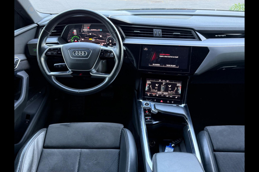 Audi e-tron 50 quattro S 71 kWh 2 X S-LINE, vol opties, panoramadak, camera, electr trekhaak, 1e eigenaar, NL auto met nap