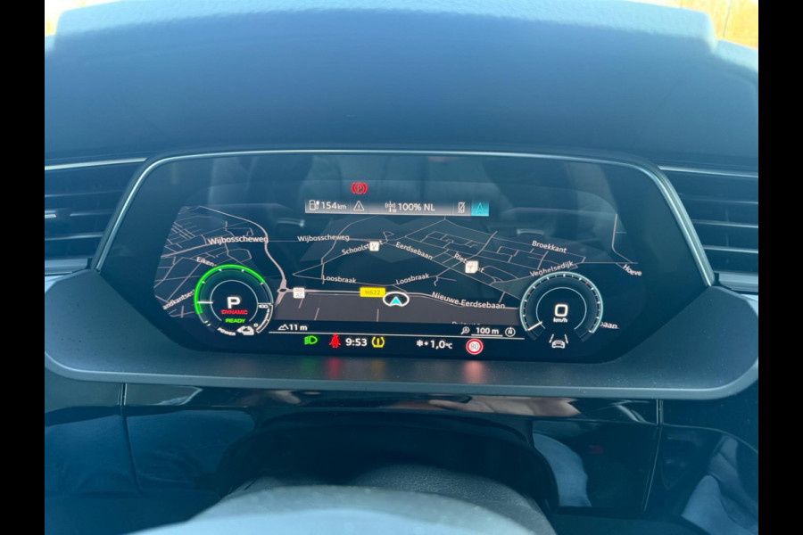 Audi e-tron 50 quattro S 71 kWh 2 X S-LINE, vol opties, panoramadak, camera, electr trekhaak, 1e eigenaar, NL auto met nap