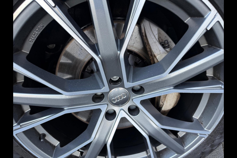 Audi e-tron 50 quattro S 71 kWh 2 X S-LINE, vol opties, panoramadak, camera, electr trekhaak, 1e eigenaar, NL auto met nap