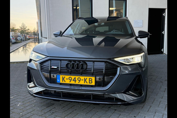 Audi e-tron 50 quattro S 71 kWh 2 X S-LINE, vol opties, panoramadak, camera, electr trekhaak, 1e eigenaar, NL auto met nap