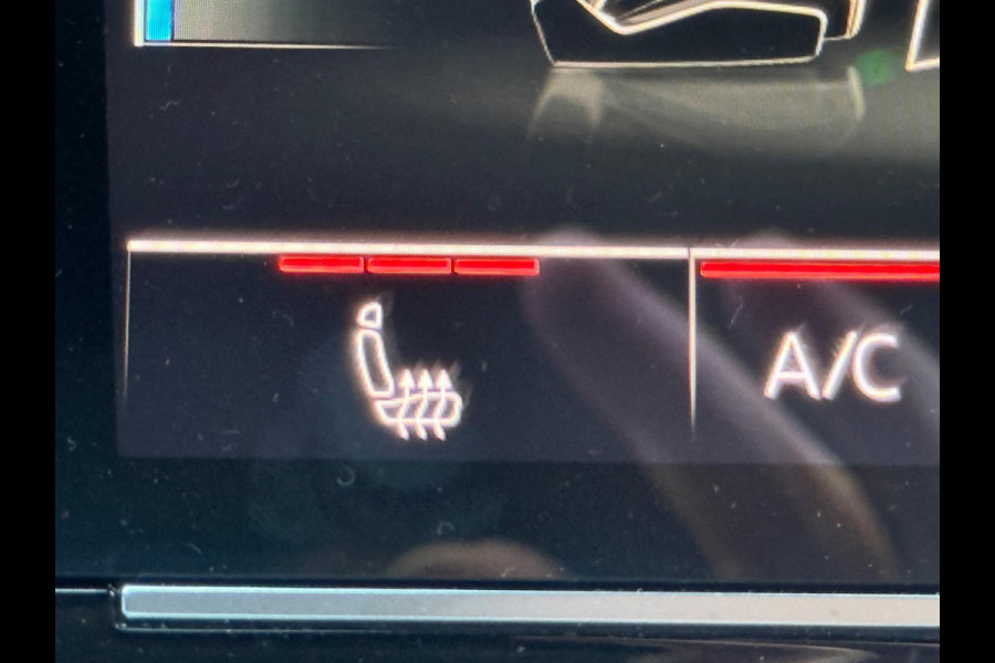 Audi e-tron 50 quattro S 71 kWh 2 X S-LINE, vol opties, panoramadak, camera, electr trekhaak, 1e eigenaar, NL auto met nap