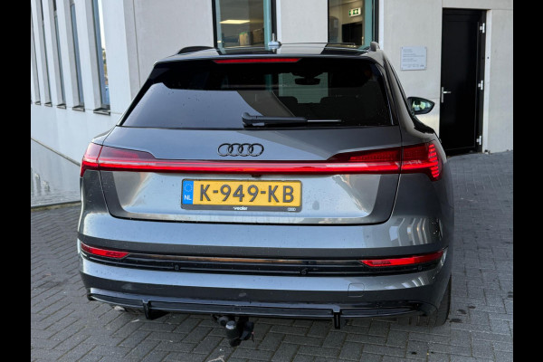 Audi e-tron 50 quattro S 71 kWh 2 X S-LINE, vol opties, panoramadak, camera, electr trekhaak, 1e eigenaar, NL auto met nap