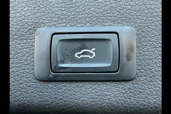 Audi e-tron 50 quattro S 71 kWh 2 X S-LINE, vol opties, panoramadak, camera, electr trekhaak, 1e eigenaar, NL auto met nap