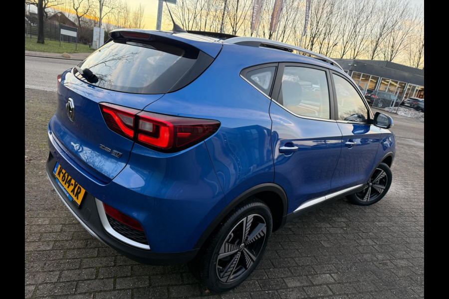 MG Mg Zs EV Luxury 2021 45 kWh ACC PANORAMA DAK LEDER AUT CARPLAY NAVI LUXE