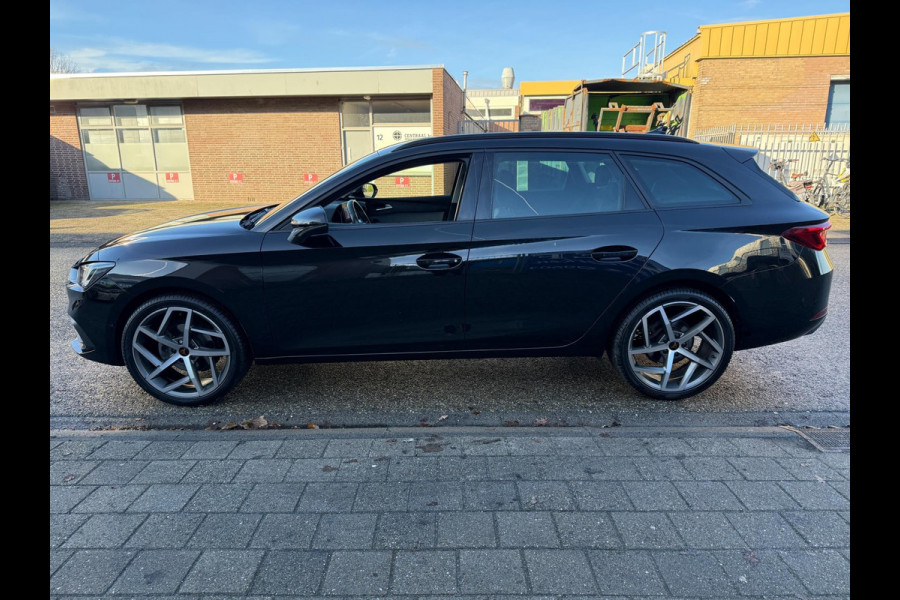 Seat Leon Sportstourer 1.5 eTSI FR INTENSE DSG VIRTUAL COCKPIT 19 INCH CUPRA