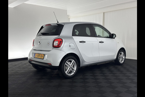 Smart Forfour EQ Comfort 18 kWh [ 3-Fase ] {SOH-96%} Aut. *HEATED-COMFORTSEATS | DAB+ | AIRCO | CRUISE | 15''ALU | PRIVACY-GLASS*