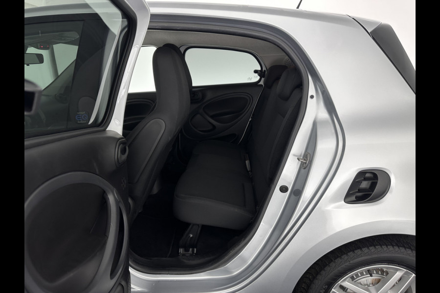 Smart Forfour EQ Comfort 18 kWh [ 3-Fase ] {SOH-96%} Aut. *HEATED-COMFORTSEATS | DAB+ | AIRCO | CRUISE | 15''ALU | PRIVACY-GLASS*