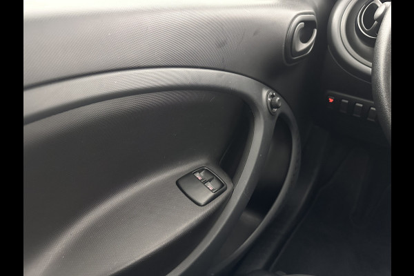 Smart Forfour EQ Comfort 18 kWh [ 3-Fase ] {SOH-96%} Aut. *HEATED-COMFORTSEATS | DAB+ | AIRCO | CRUISE | 15''ALU | PRIVACY-GLASS*